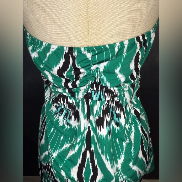 INC International Concepts Halter Top - Size M - Picture 6 of 10